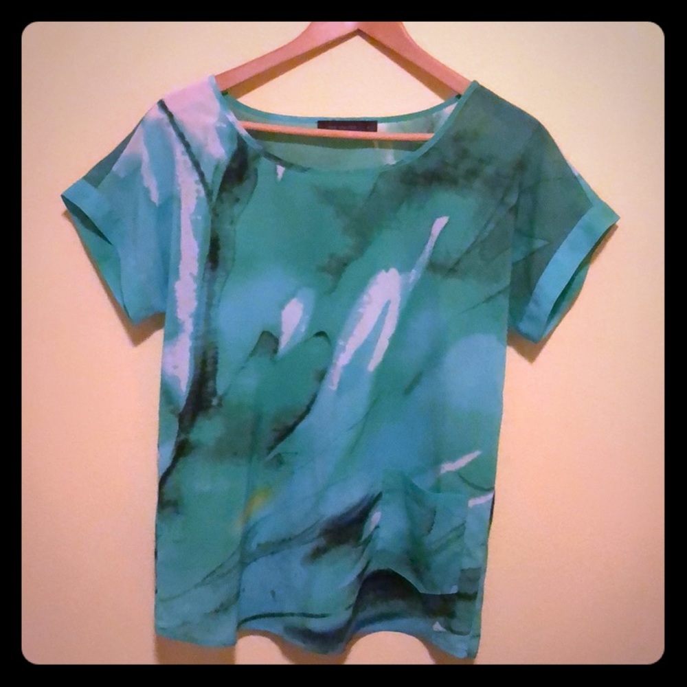 Limited Graphic Boxy Top